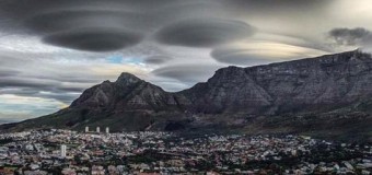 В Африке сняли облачные НЛО. Видео