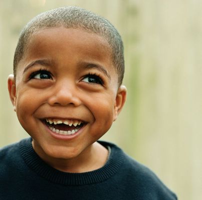 Детские улыбки со всего мира покорили сеть. Фото