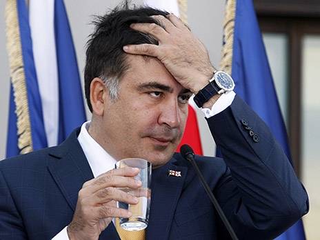 Саакашвили высмеяли на билбордах. Фото