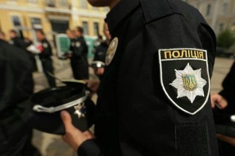 В Николаевской области во двор дома председателя администрации бросили «коктейль Молотова»