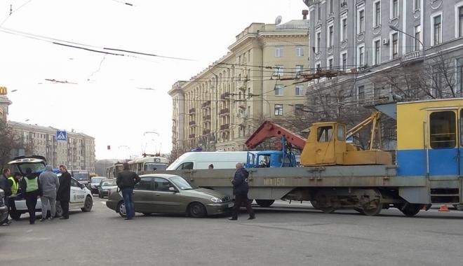 В Харькове в ДТП с участием трамвая пострадал ребенок