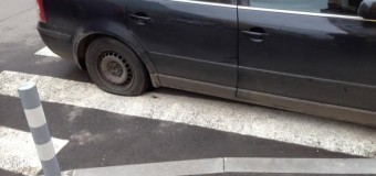 В Киеве пешеходы отомстили нерадивому водителю. Фото