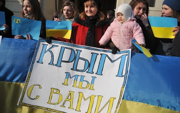 Президент Украины не намерен возвращать Крым и Донбасс военными методами