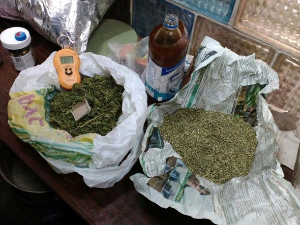 В Кривом Роге у наркоторговцев конфисковали марихуану и гранатомет