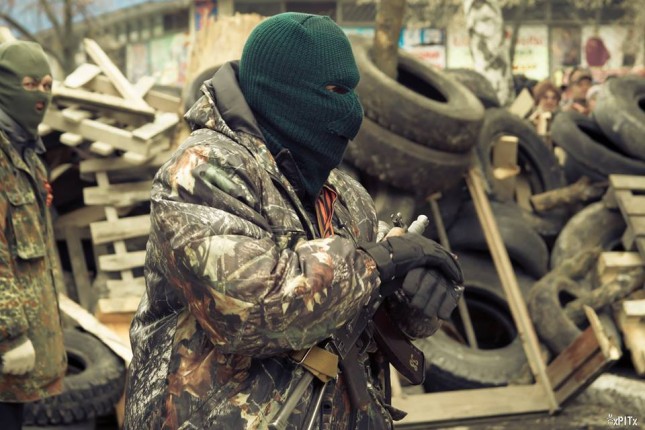 Сепаратисты обстреливают коммунальщиков, работающих на газопроводе