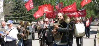 Хит сети: коммунисты-оккупанты похоронили «первомай» в Крыму. Видео