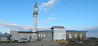 Из крымской мечети насильно вывезли имама