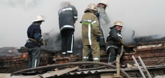 Пожар на складах в Харькове: есть погибший