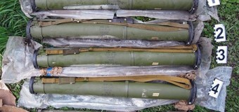 В лесу Харьковской области нашли пять гранатометов. Видео