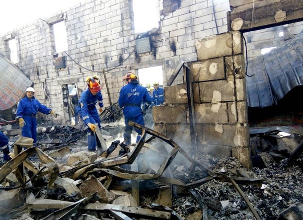 17 пенсионеров погибли во время пожара в киевском доме престарелых. Видео
