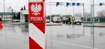 Тысячи авто ждут своей очереди на границе с Польшей