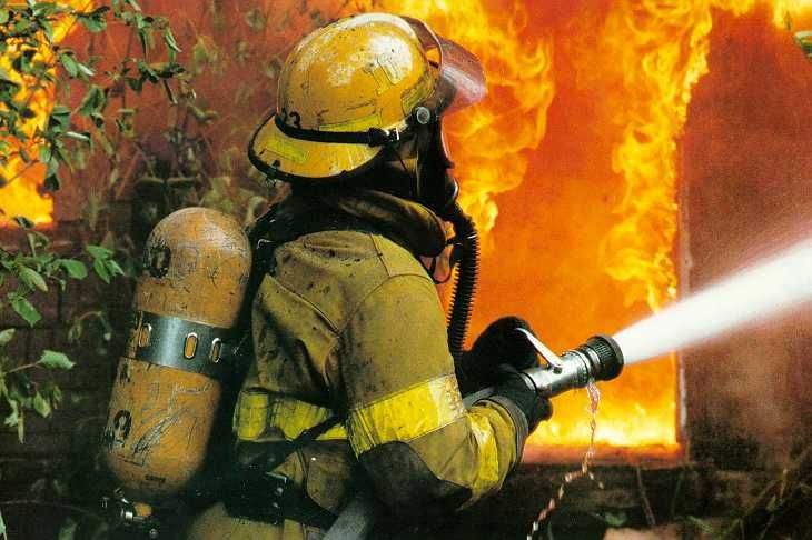 Пожар во Львове: погиб мужчина. Фото