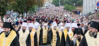 Шкиряк: в крестном ходе на Киев идут более тысячи человек