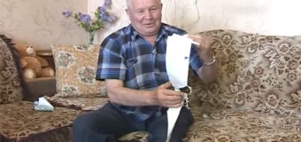 Пенсионер с туалетной бумагой поднял на уши всю Россию. Фото