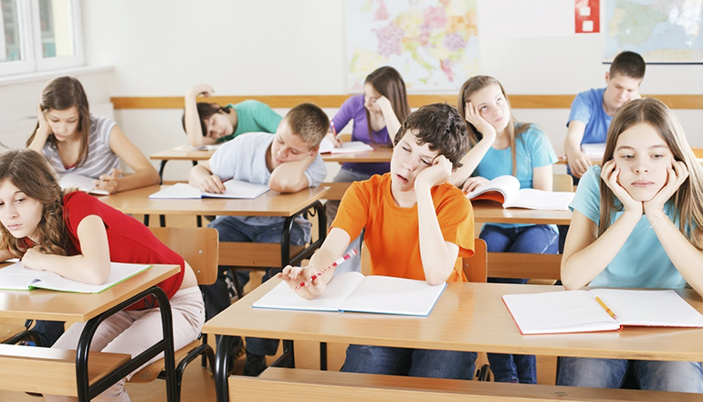 В оккупированном Крыму 40% школ под угрозой закрытия
