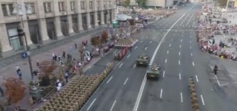 Репетиция военного парада в Киеве с высоты птичьего полета. Видео