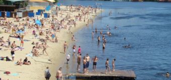 Кишечная палочка: киевлянам не советуют купаться на 10 пляжах столицы