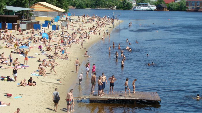 Кишечная палочка: киевлянам не советуют купаться на 10 пляжах столицы