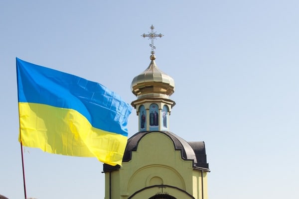 В Крыму верующих Киевского патриархата не пустили в церковь