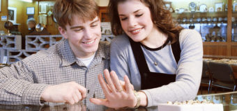 Кольца с бриллиантами оберегают брак, здоровье и молодость