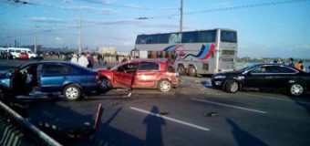 Крупное ДТП в Днепре: разбиты 9 авто. Фото