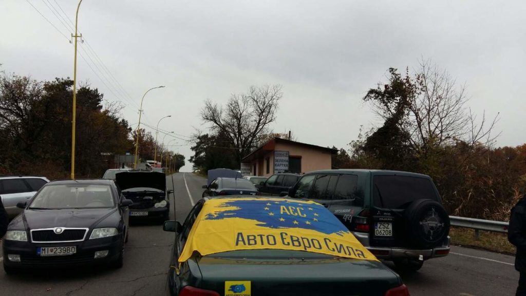Бунт в Украине: водители перекрыли закарпатские пункты пропуска. Фото