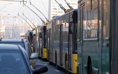 В Киеве меняют маршруты троллейбусов по совету Всемирного банка