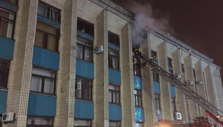 Новый год на Днепропетровщине начался с пожара в мэрии. Фото