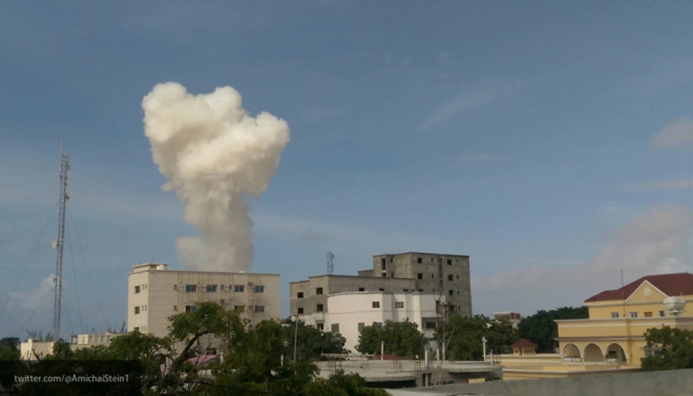 Серия взрывов в столице Сомали: погибли люди