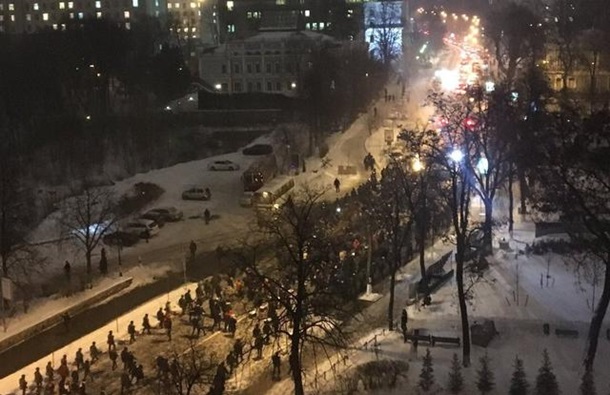 Новая «революция» в Киеве принесла первые жертвы
