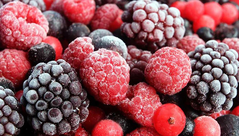 Ученые заявили, что замороженные фрукты и овощи полезнее свежих