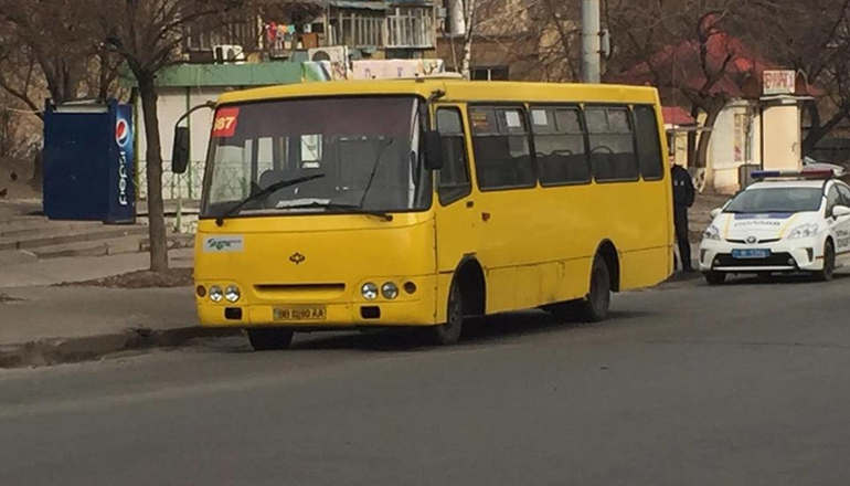 Экстрим в киевской маршрутке: водитель покалечил пассажирку