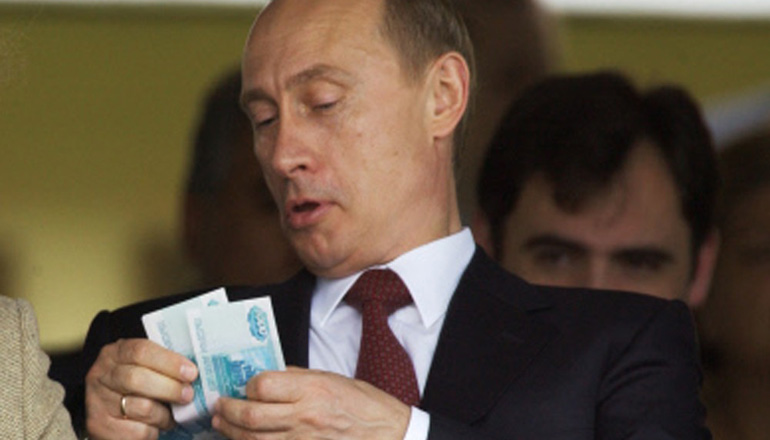 Стало известно, сколько заработал Путин в прошлом году