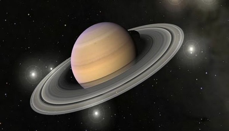 На снимках колец Сатурна уфолог заметил НЛО