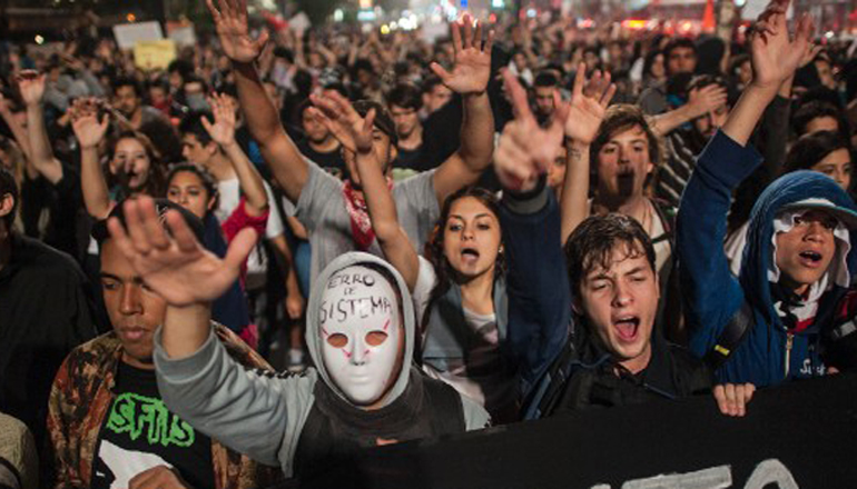В Бразилии вспыхнули массовые протесты