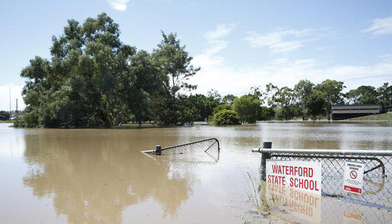 Из-за наводнения в Австралии погибли люди
