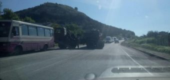 ДТП в Крыму: тягач с танком врезался в автобус. Видео