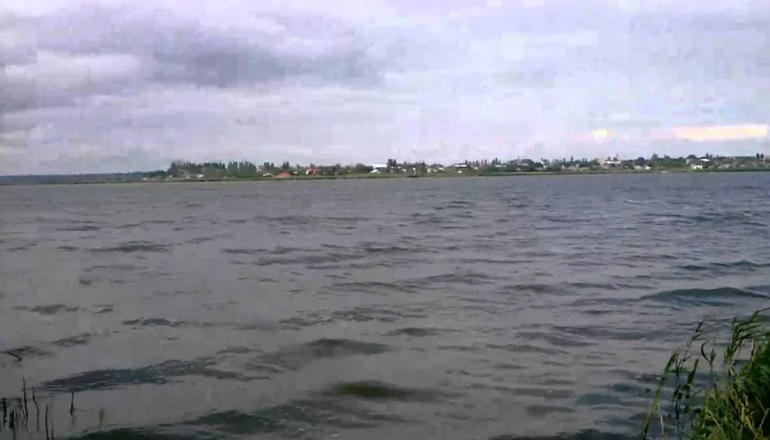 В водоемах Николаева запретили купаться и ловить рыбу