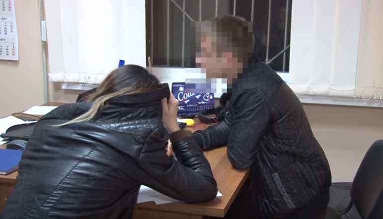 В Одессе полицейские вышли на рейд против проституции. Видео