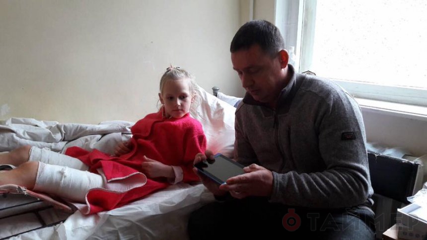 9-летняя Вика из Николаевской области, которую подстрелил охотник, вышла из комы
