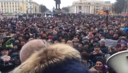 Трагедия в Кемерово: люди не верят информации властей о погибших. Видео