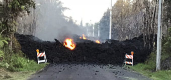 Извержение вулкана на Гавайях продолжается: разрушения. Видео