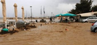 Греция уходит под воду из-за ливней