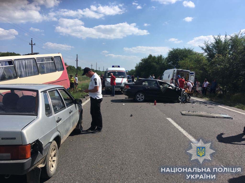 ДТП с маршруткой в Одесской области: есть жертвы