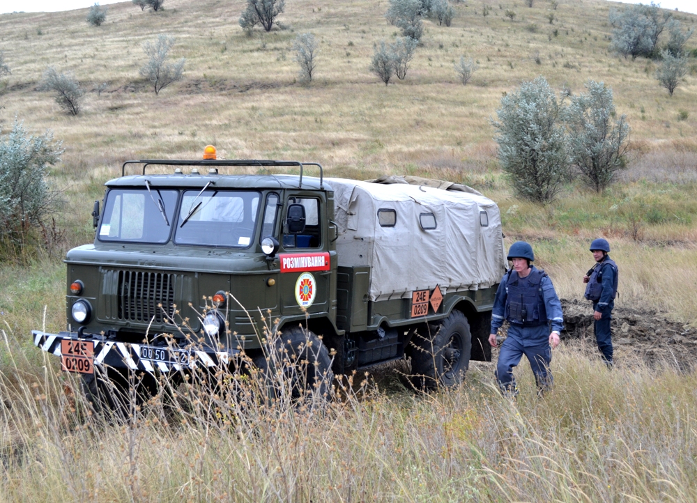 В Одесской области обнаружили 162 мины. Фото