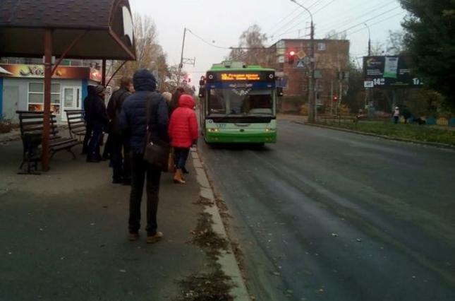 В Черкассах частные перевозчики отказались выезжать на маршруты