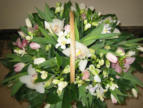 Мужские цветочные композиции от доставки букетов в Нововолынске «Flora24.com.ua»