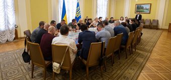 Зеленский встретился с родными и близкими пленных украинцев