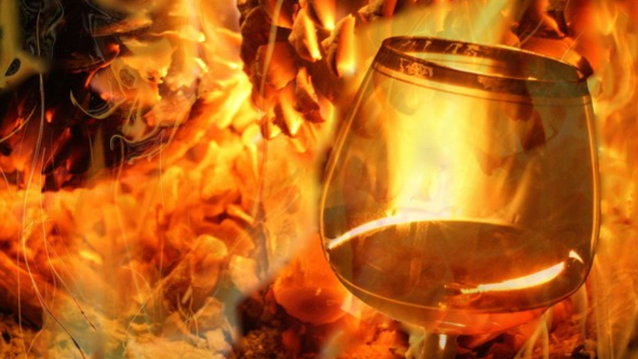 Во Франции сгорели тысячи литров коньяка