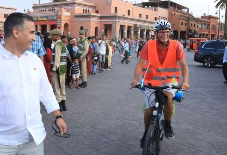 73-летний украинец на велосипеде добрался до Африки